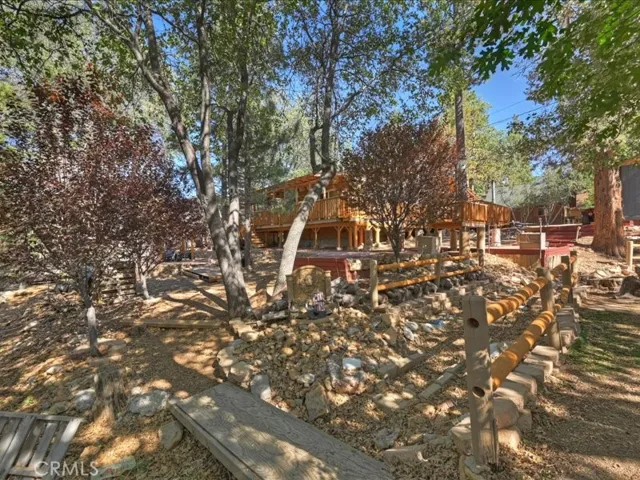 581 Highland Lane, Sugarloaf, California 92386