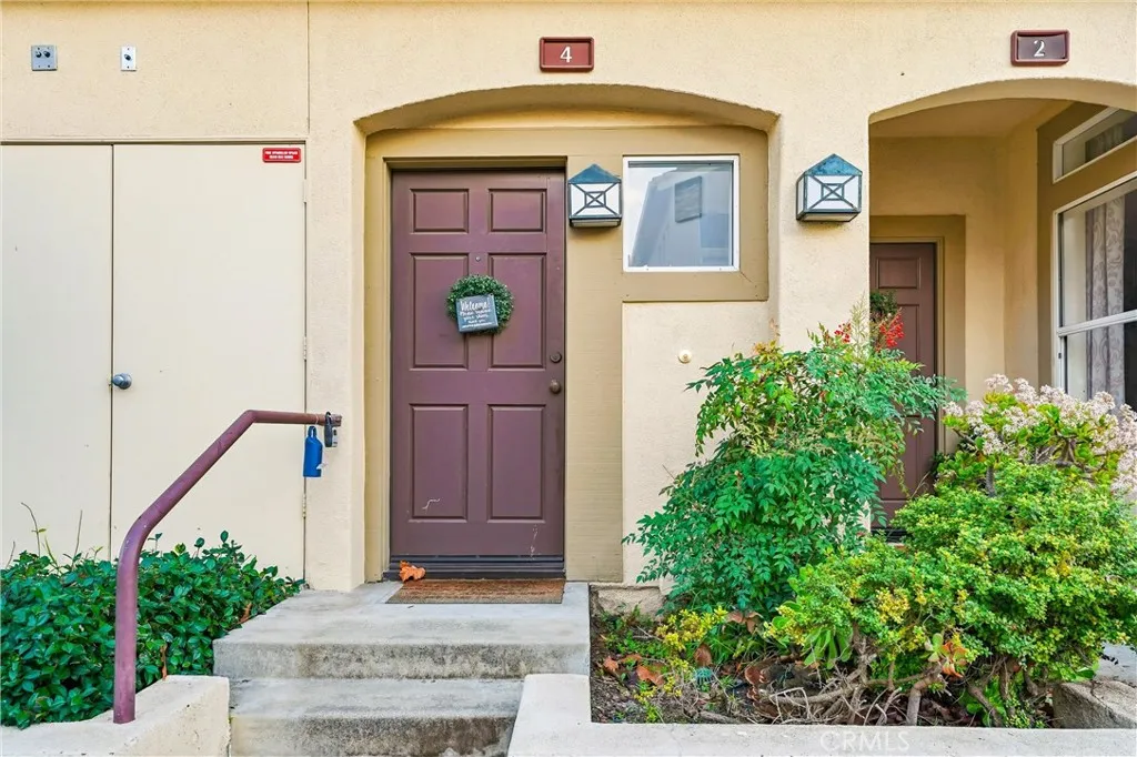 4 Paseo Estrellas, Rancho Santa Margarita, California 92688 home-pic-3