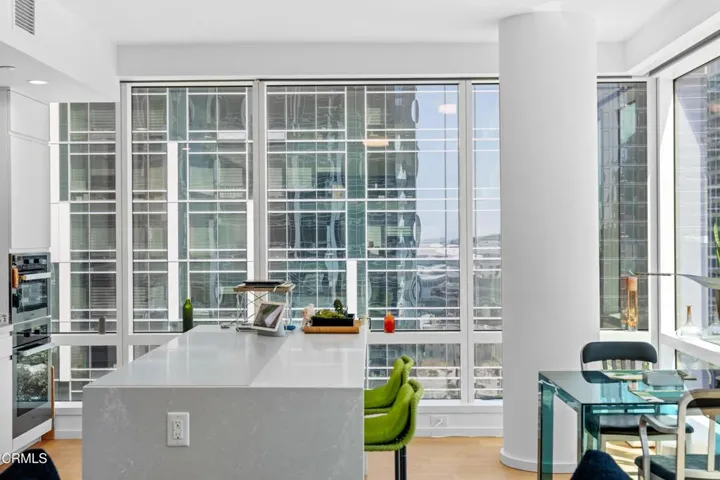 877 Francisco St #1506 (30 of 53)