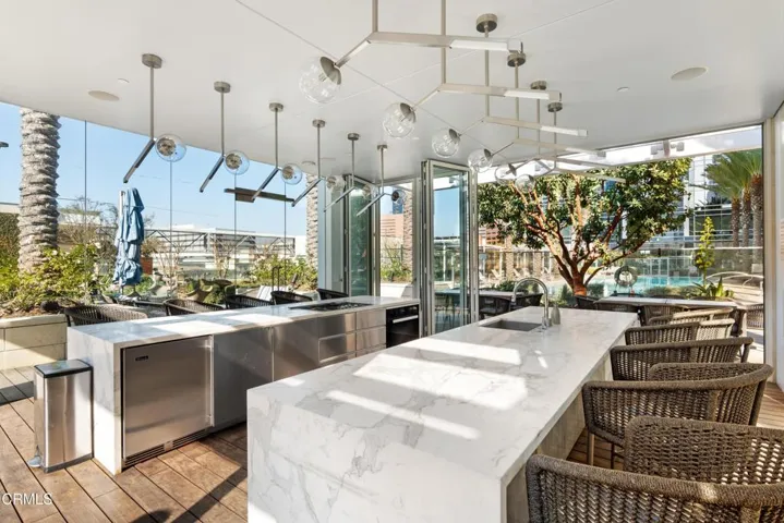 877 Francisco St #4207 (14 of 34)