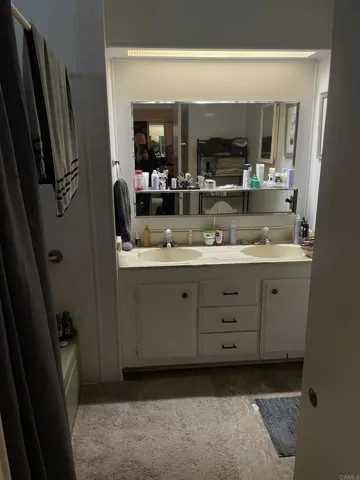 718 Sycamore Avenue 94, Vista, California 92083