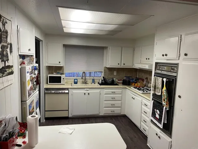 718 Sycamore Avenue 94, Vista, California 92083
