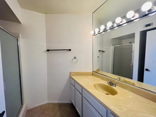 CD7201D5-A780-4ACF-B829-3A57681C2CDE