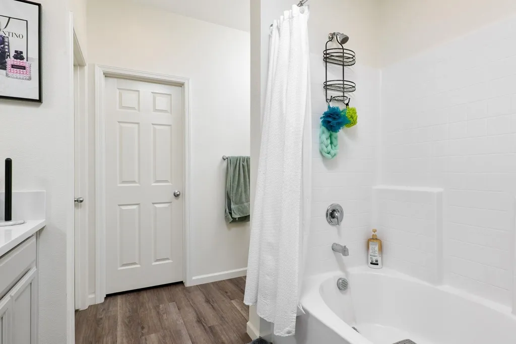 4517 Goode St, Antioch, California 94531 home-pic-24