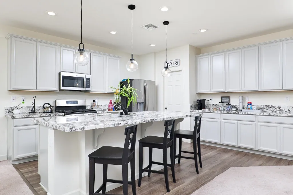 4517 Goode St, Antioch, California 94531 home-pic-7