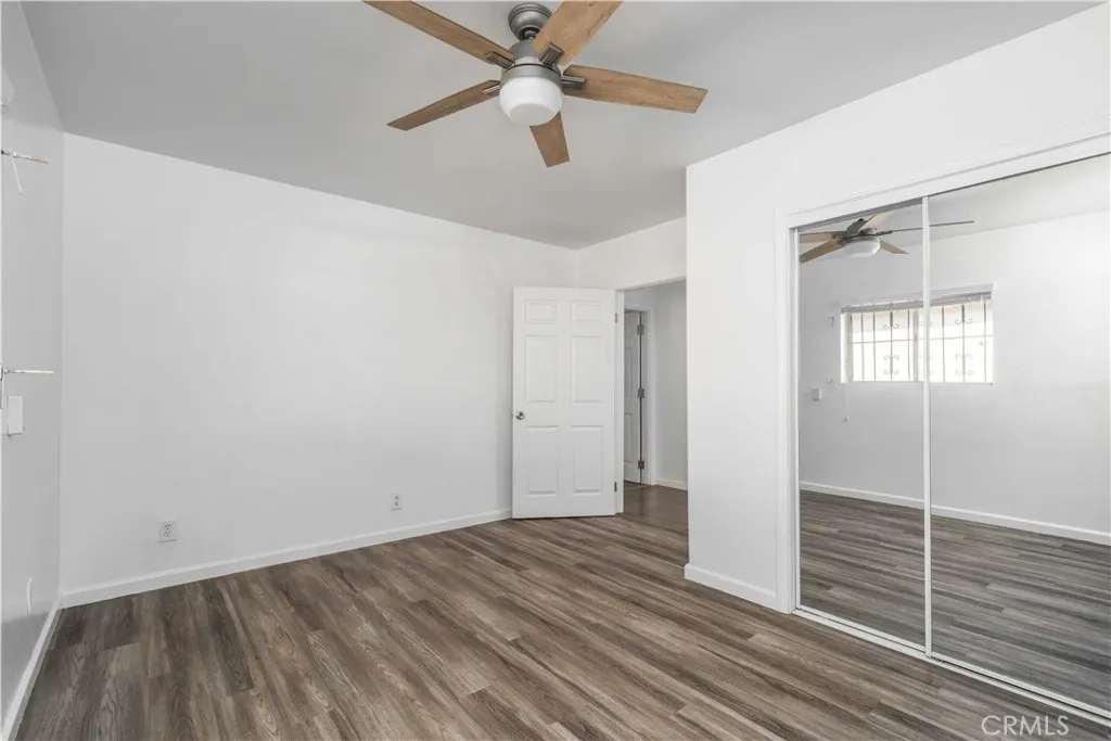 2432 E 112th Place, Los Angeles, California 90059 home-pic-10