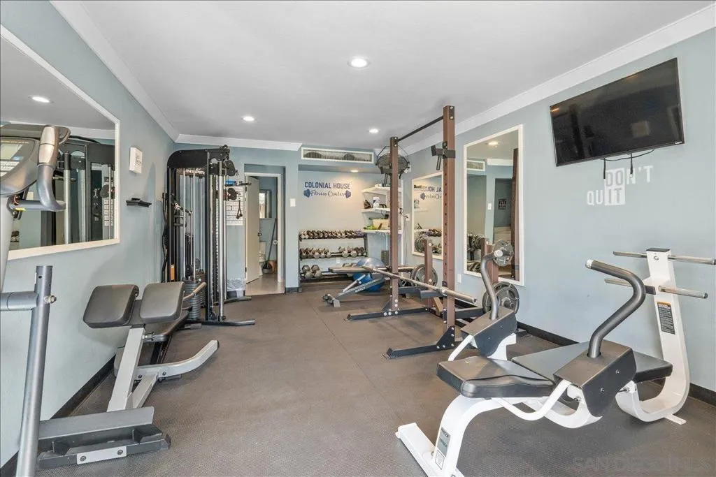 6927 Amherst St 8, San Diego, California 92115 home-pic-21