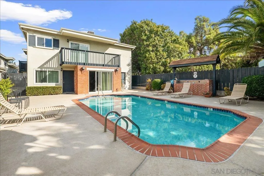 6927 Amherst St 8, San Diego, California 92115 home-pic-20