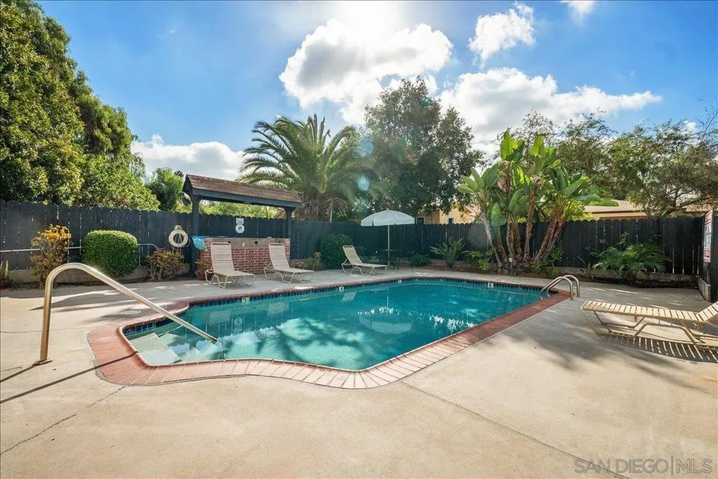 6927 Amherst St 8, San Diego, California 92115 home-pic-19