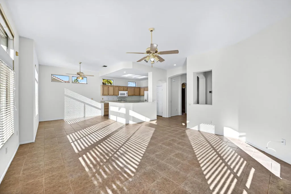 38781 Brandywine Avenue, Palm Desert, California 92211 home-pic-11