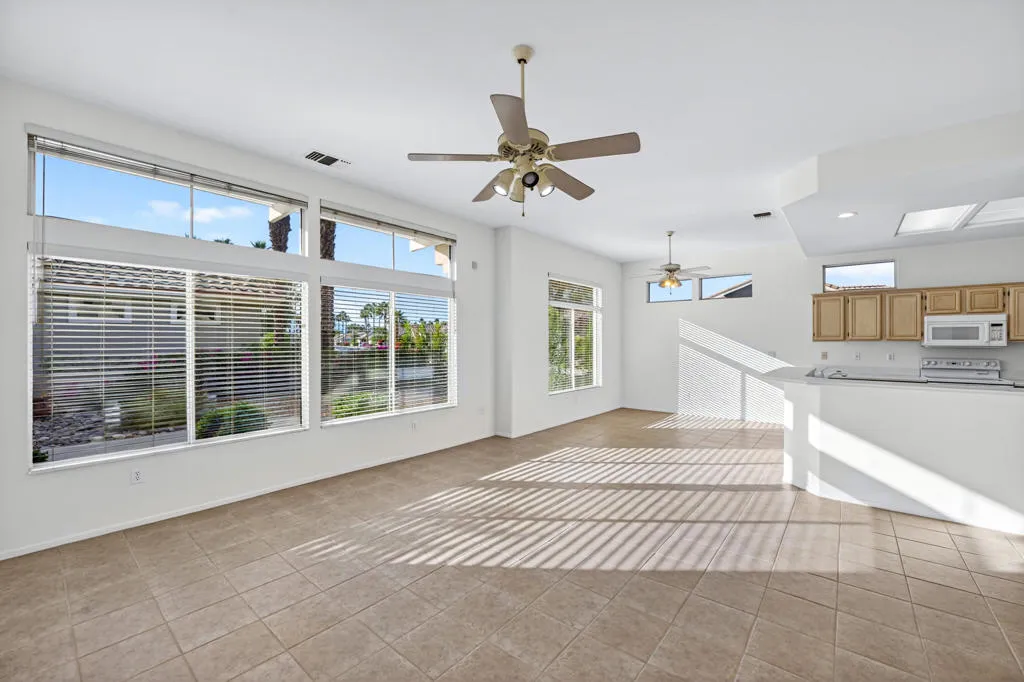 38781 Brandywine Avenue, Palm Desert, California 92211 home-pic-12
