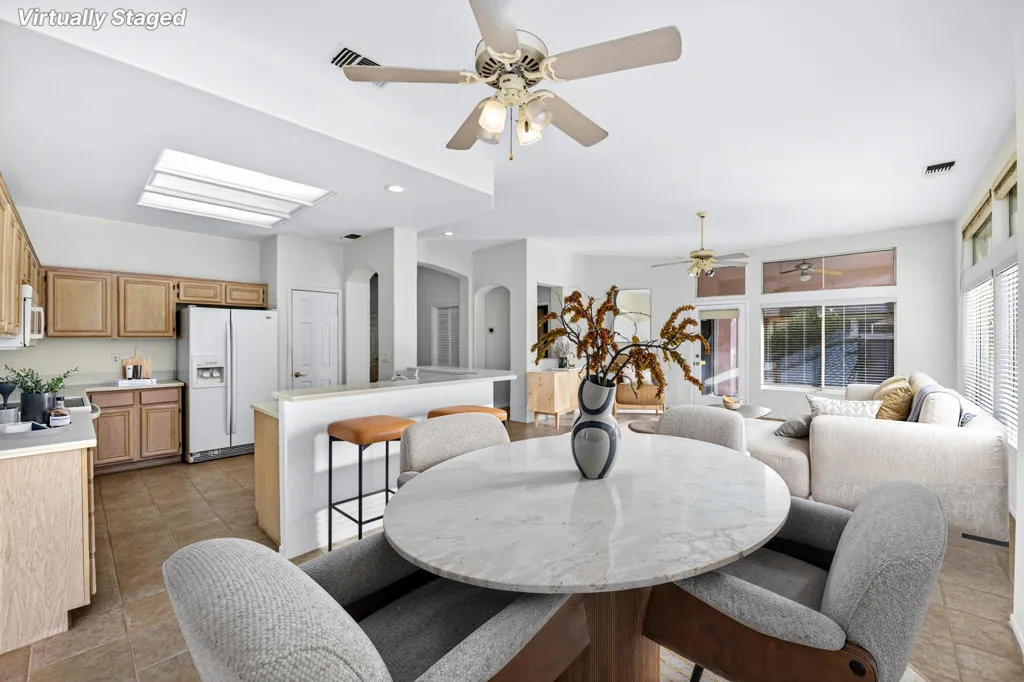 38781 Brandywine Avenue, Palm Desert, California 92211 home-pic-5