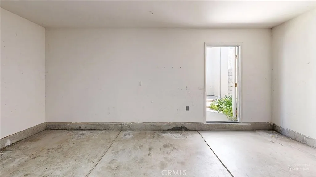 4312 Waterside Lane, Oxnard, California 93035 home-pic-23