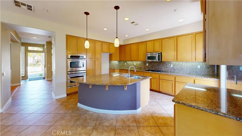 4312 Waterside Lane, Oxnard, California 93035 home-pic-4