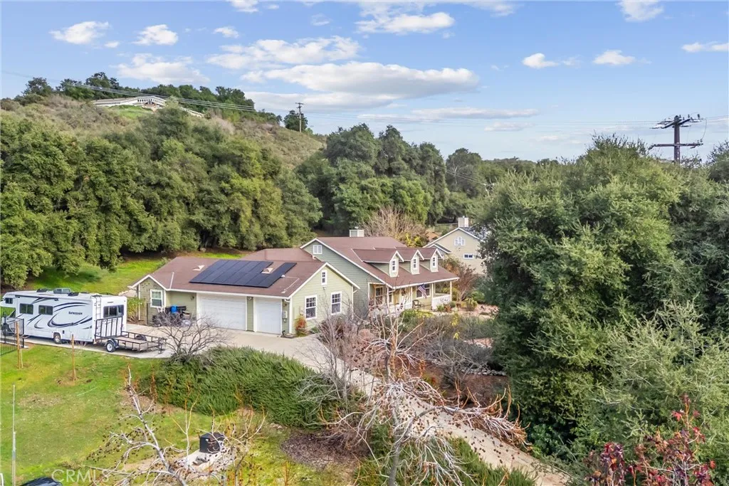 37240 Limekiln, Yucaipa, California 92399 home-pic-3