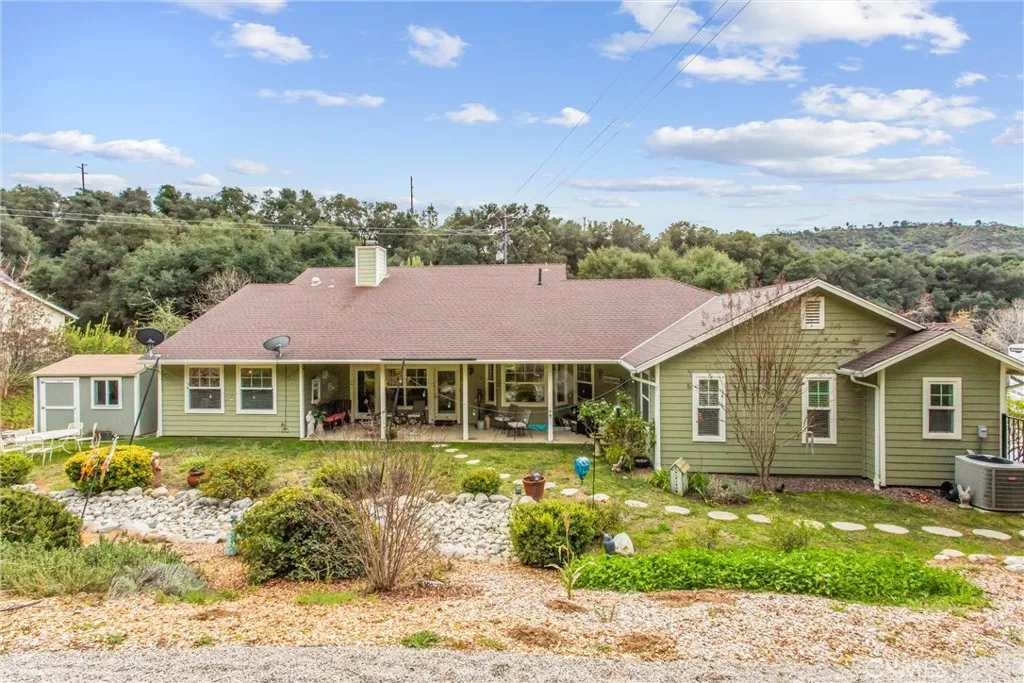37240 Limekiln, Yucaipa, California 92399 home-pic-32