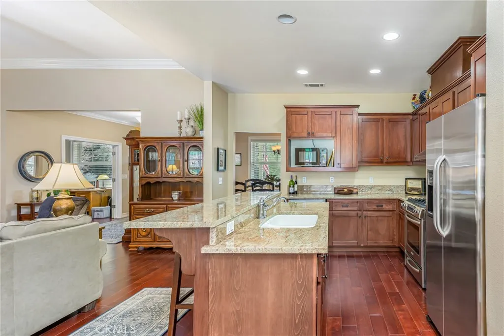37240 Limekiln, Yucaipa, California 92399 home-pic-10