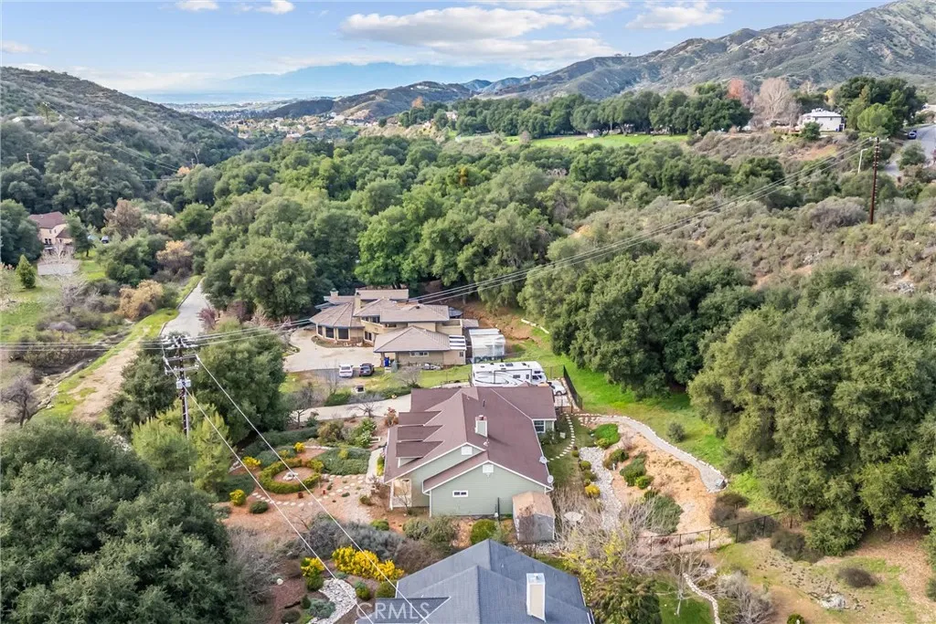 37240 Limekiln, Yucaipa, California 92399 home-pic-35