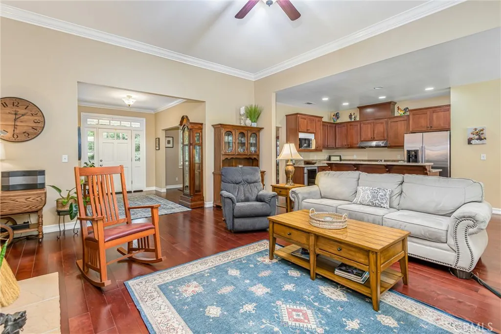 37240 Limekiln, Yucaipa, California 92399 home-pic-7