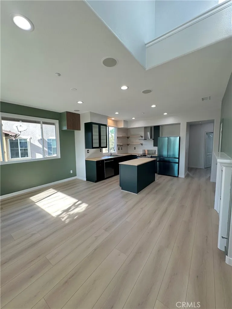 280 Tustin Field, Tustin, California 92782 home-pic-9