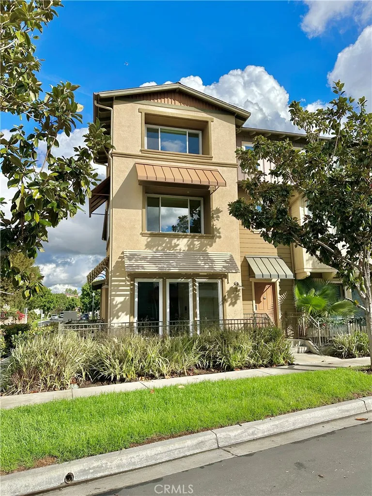 280 Tustin Field, Tustin, California 92782 home-pic-1