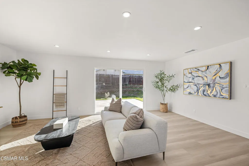 1442 Sorrel Street, Simi Valley, California 93065 home-pic-4
