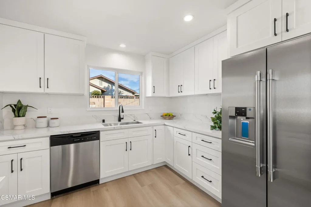 1442 Sorrel Street, Simi Valley, California 93065 home-pic-3