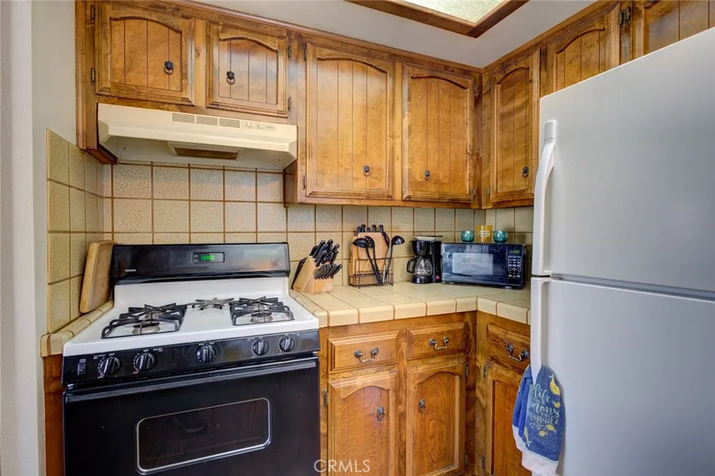 1165 Maple E, Arroyo Grande, California 93420 home-pic-18