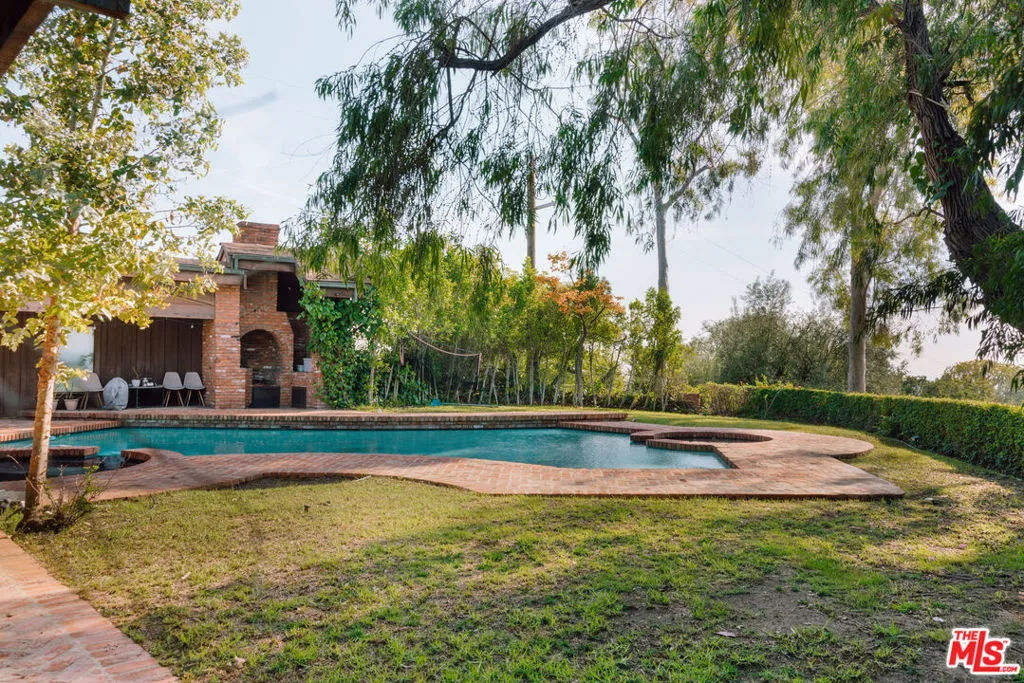 1355 Beverly Estates Drive, Beverly Hills, California 90210 home-pic-14