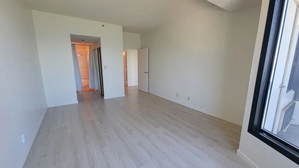 6363 Christie Ave 1915, Emeryville, California 94608 home-pic-15