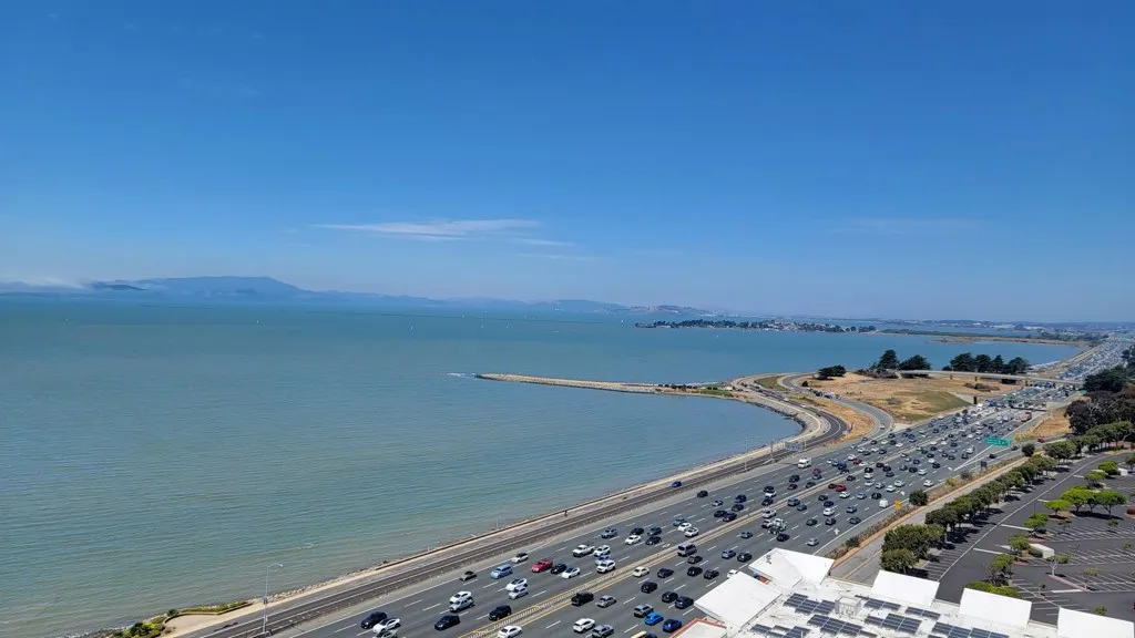 6363 Christie Ave 1915, Emeryville, California 94608 home-pic-22