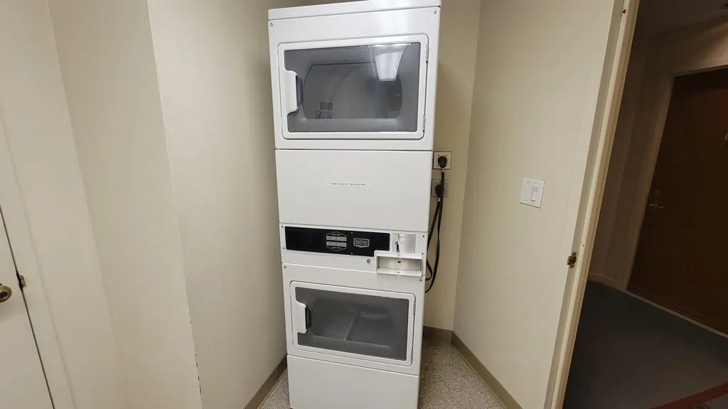 6363 Christie Ave 1915, Emeryville, California 94608 home-pic-35