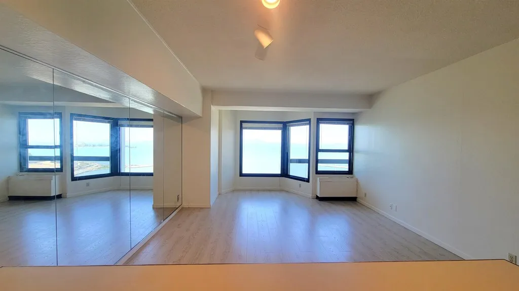 6363 Christie Ave 1915, Emeryville, California 94608 home-pic-12