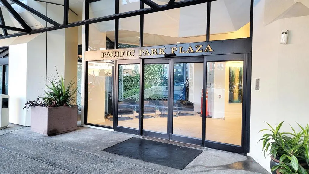 6363 Christie Ave 1915, Emeryville, California 94608 home-pic-27
