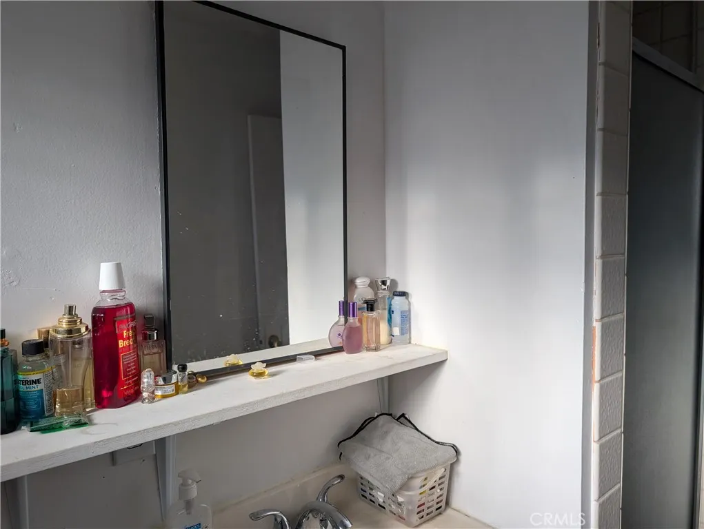 38202 Delacour Drive, Palmdale, California 93550 home-pic-12