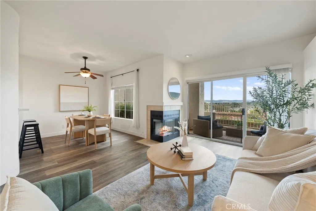 1652 Via Ocioso, San Marcos, California 92078 home-pic-3