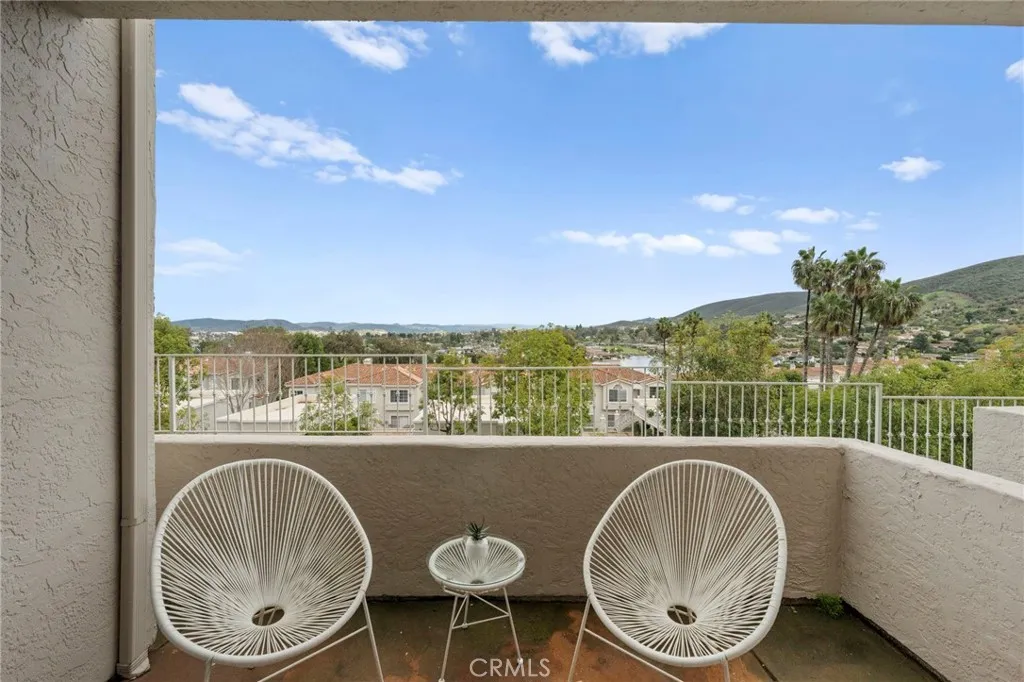 1652 Via Ocioso, San Marcos, California 92078 home-pic-21