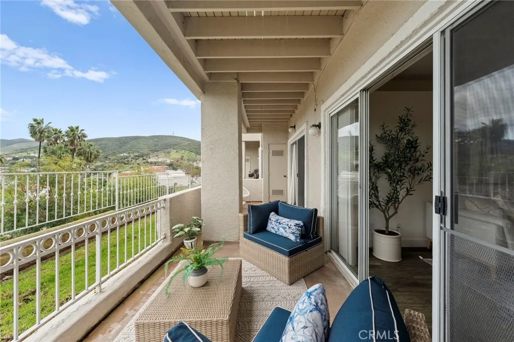 1652 Via Ocioso, San Marcos, California 92078 home-pic-22