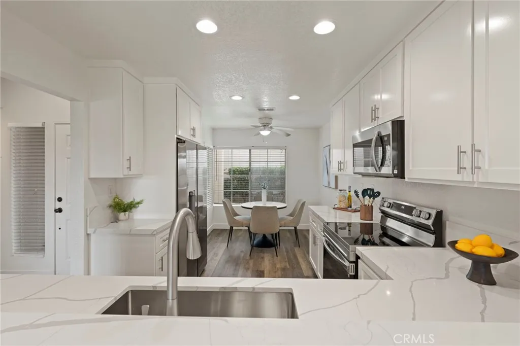 1652 Via Ocioso, San Marcos, California 92078 home-pic-10