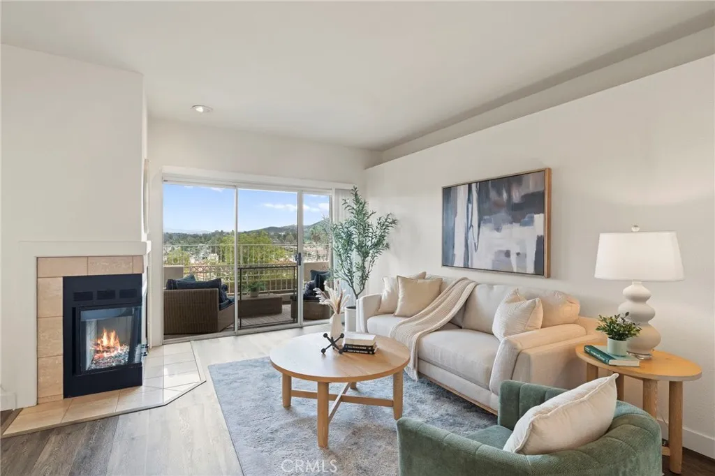 1652 Via Ocioso, San Marcos, California 92078 home-pic-4