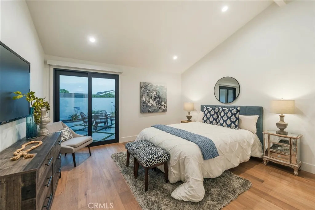 35 Beachcomber Drive, Corona Del Mar, California 92625 home-pic-30