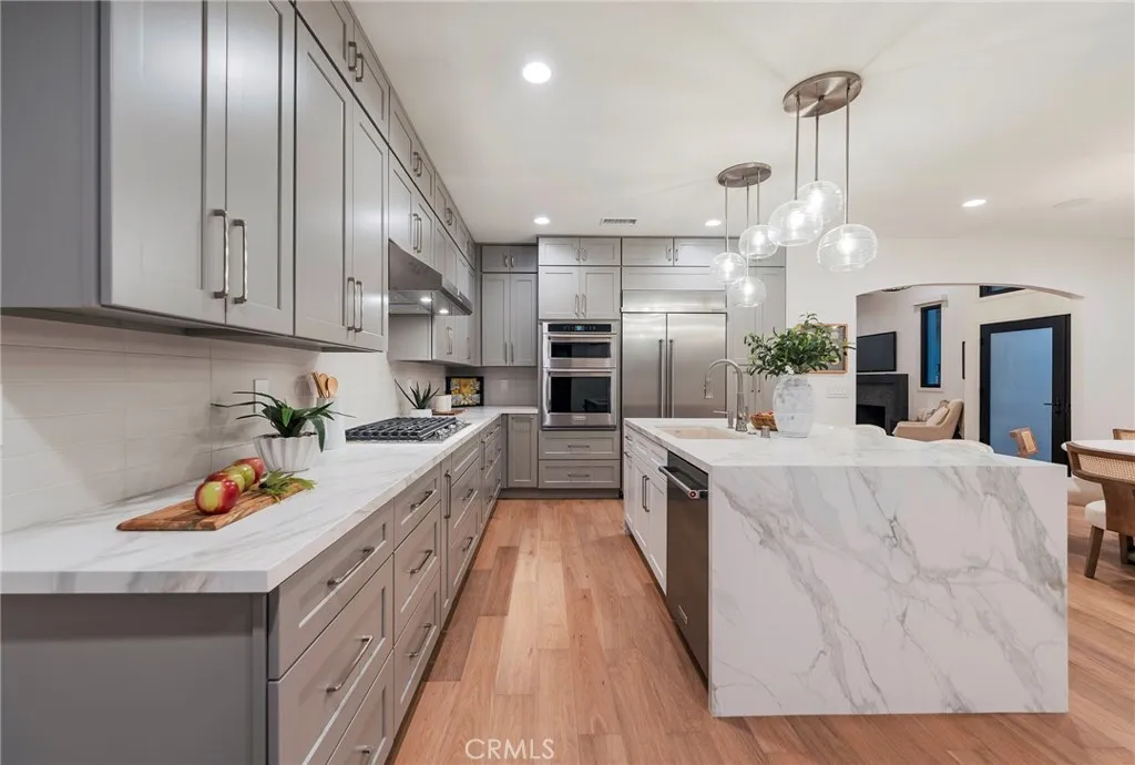 35 Beachcomber Drive, Corona Del Mar, California 92625 home-pic-15