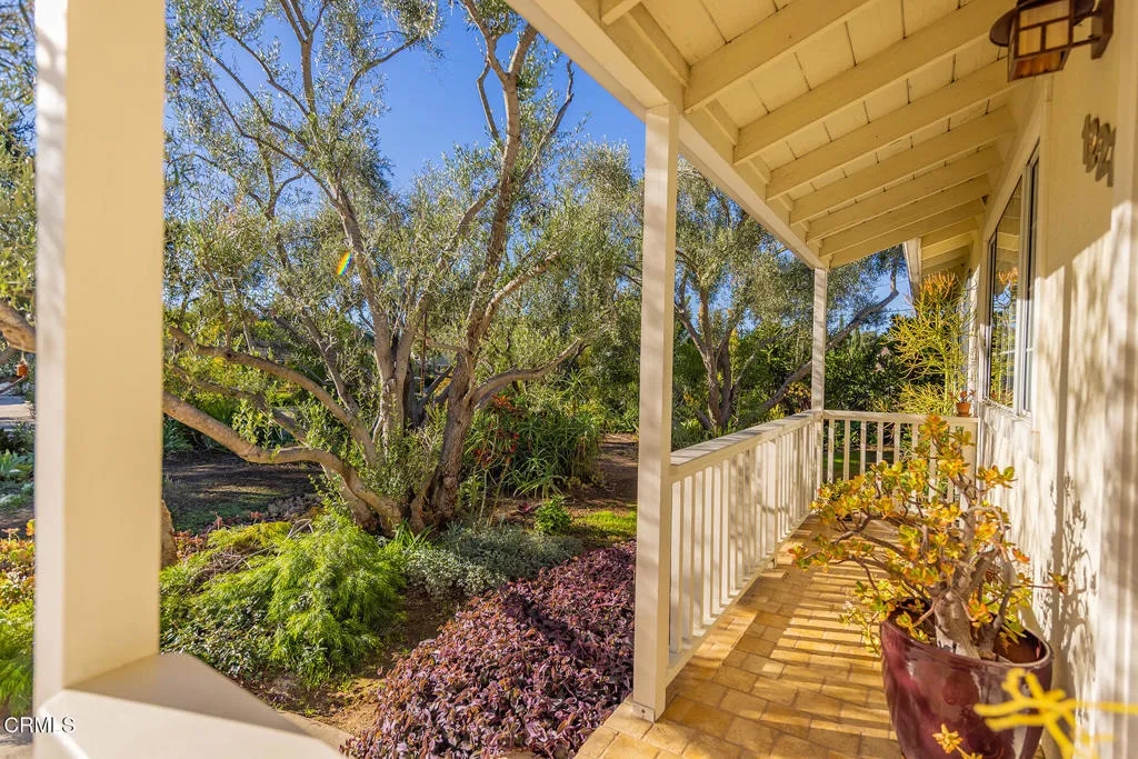1227 Cruzero Street, Ojai, California 93023 home-pic-7
