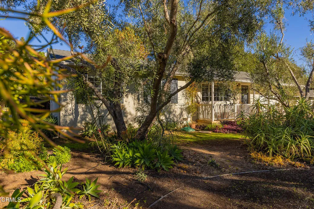 1227 Cruzero Street, Ojai, California 93023 home-pic-33