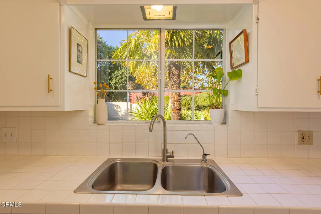 1227 Cruzero Street, Ojai, California 93023 home-pic-13