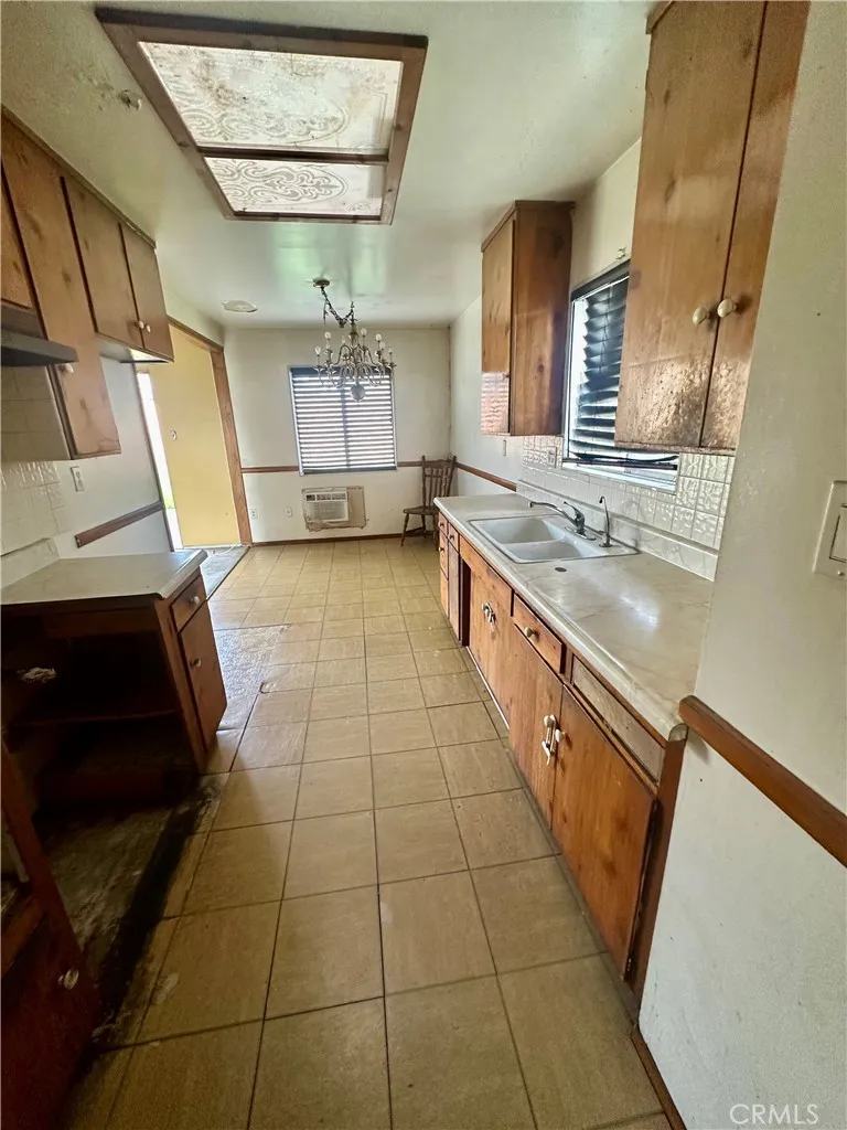 13215 Judith Street, Baldwin Park, California 91706 home-pic-2
