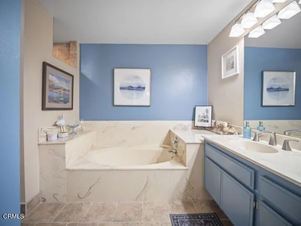 102 San Nicolas master bath