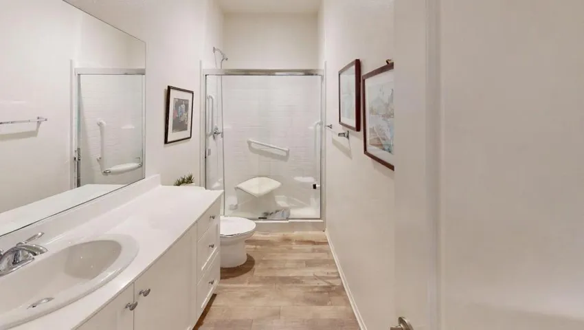 AI clutter removed bathroom