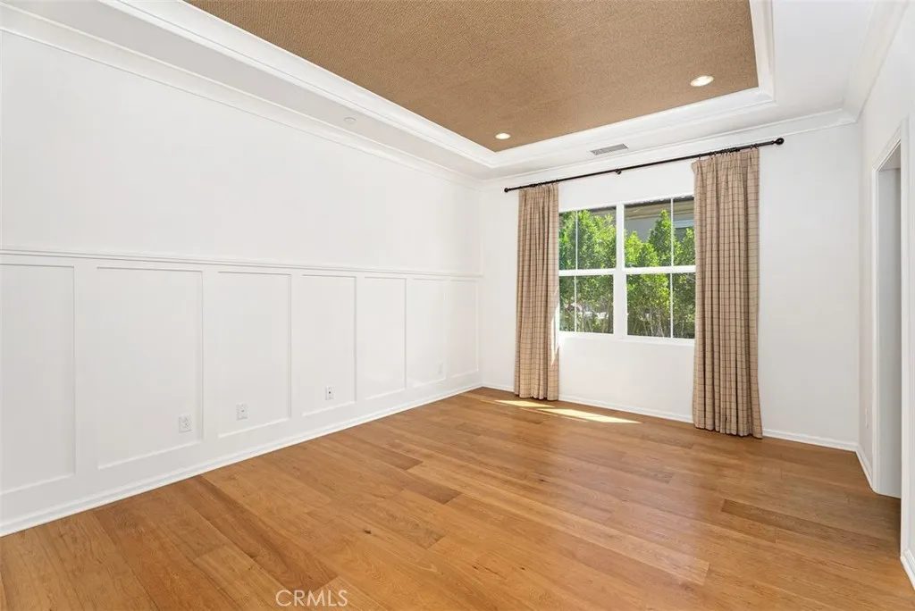 104 Working, Irvine, California 92602 home-pic-14