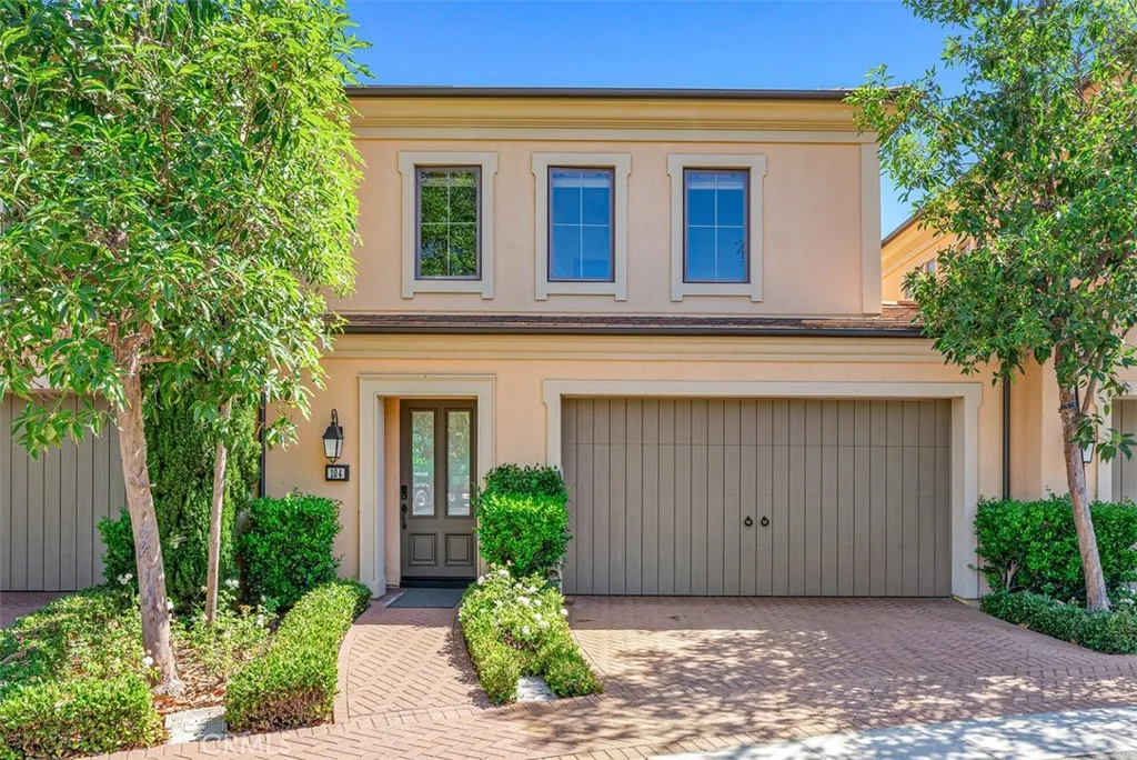 104 Working, Irvine, California 92602 home-pic-1